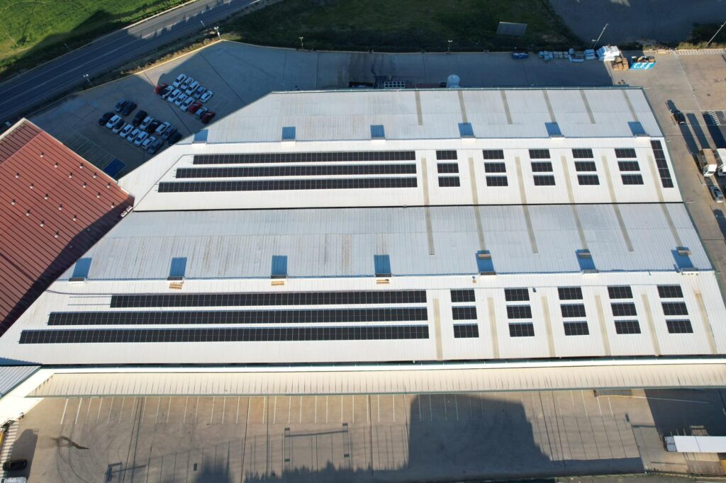 Kemtecnia instala una planta fotovoltaica de 256,5 kWh en la cooperativa Grufesa